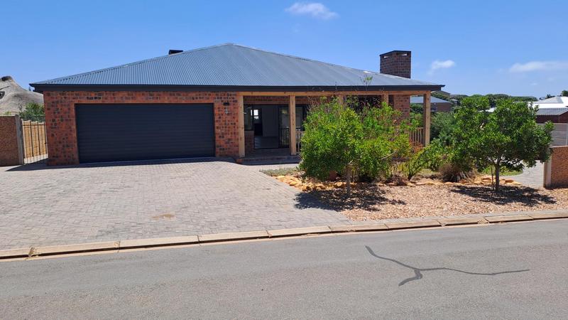 3 Bedroom Property for Sale in Stilbaai Wes Western Cape